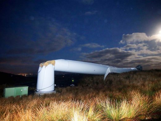 Turbine collapse County Tyrone 2nd January 2015 The Independant